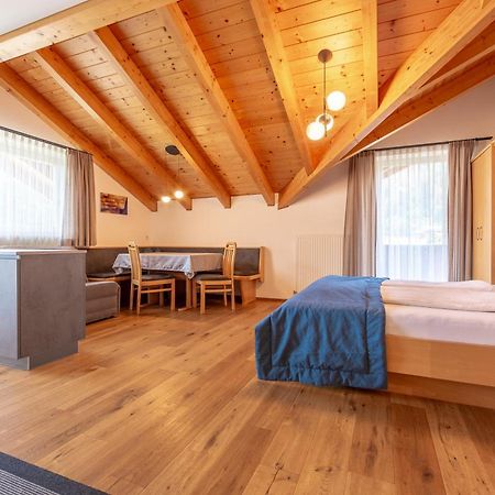Alpengruss Apartman San Candido Kültér fotó