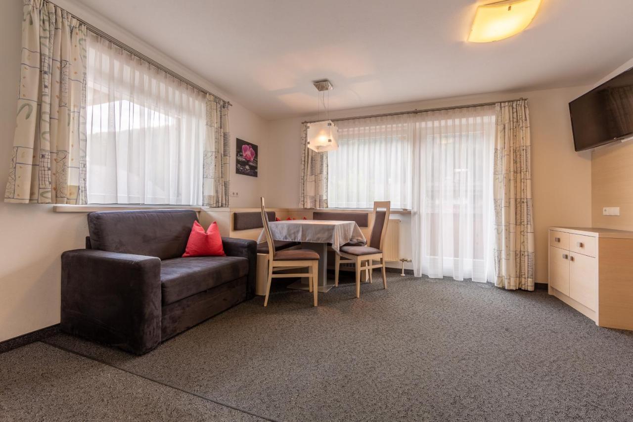 Alpengruss Apartman San Candido Kültér fotó
