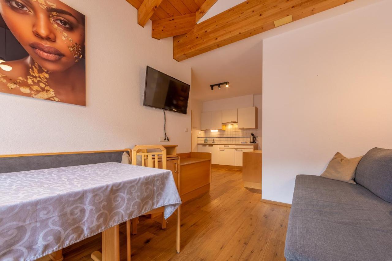 Alpengruss Apartman San Candido Kültér fotó